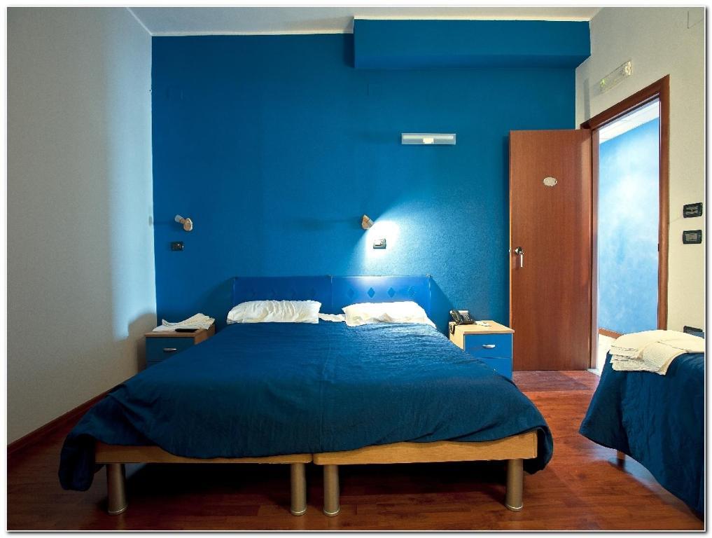 Hotel Veronese Cerignola Ruang foto